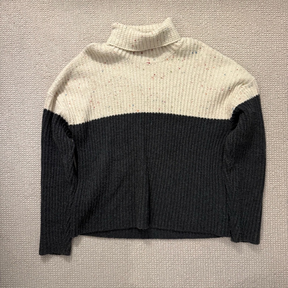 Chelsea28 Black and Cream Turtleneck Sweater